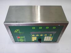 CHMPP128M; metal connectors; stainless steel box; front view